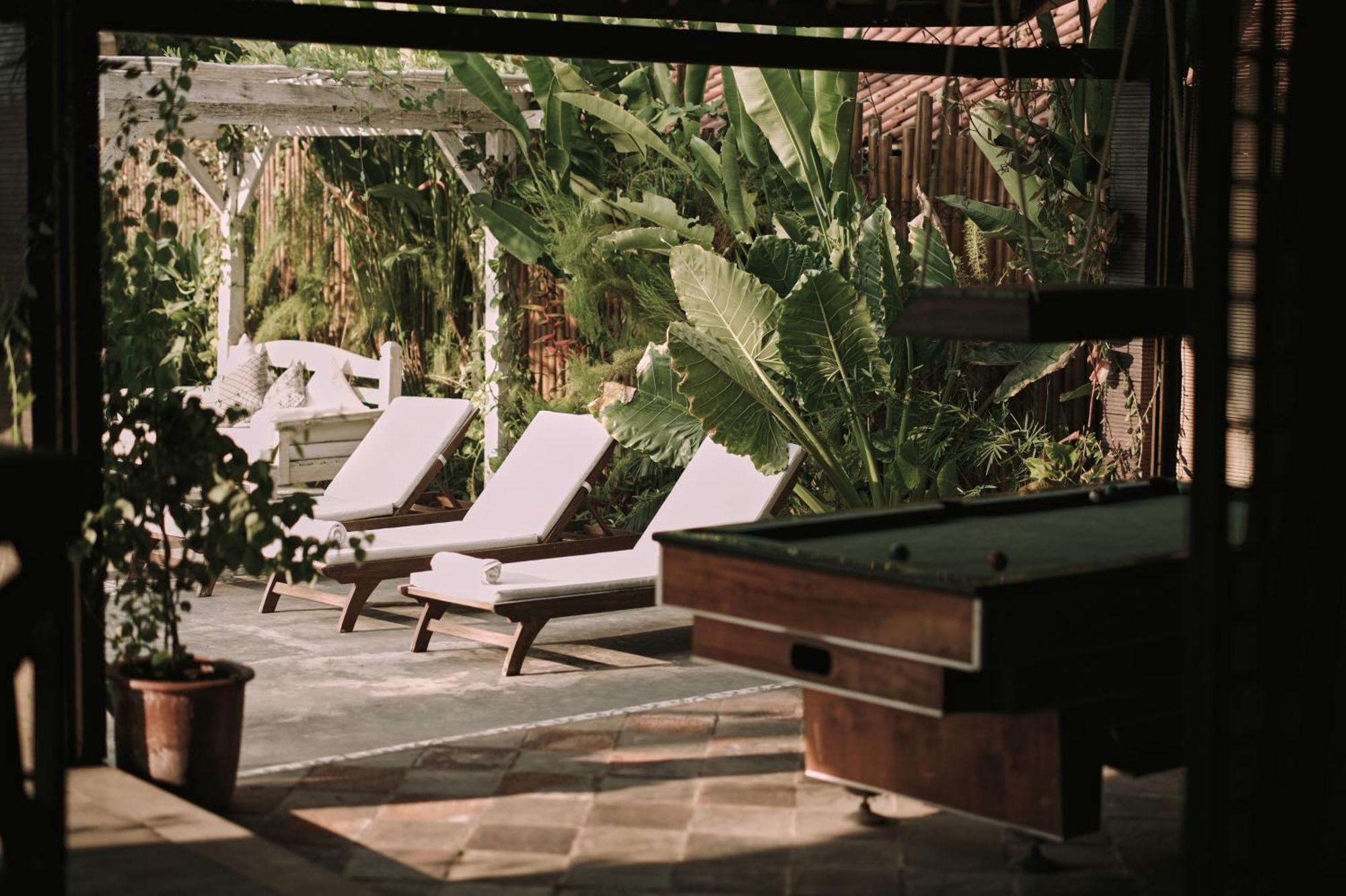 Lost Paradise Gili Gili Trawangan Exterior photo